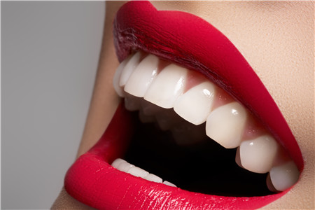 什么是冷光美白？会对牙齿造成危害吗？