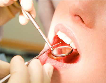 如何进行牙齿护理？